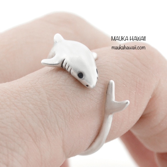 Ocean Shark Cute Stainless Adjustable Open Mid Toe Minimalist Ring Sizes 5 6 7 8 - Picture 5 of 7